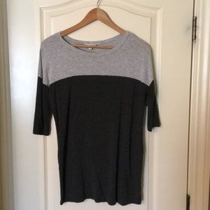 Heather gray t shirt